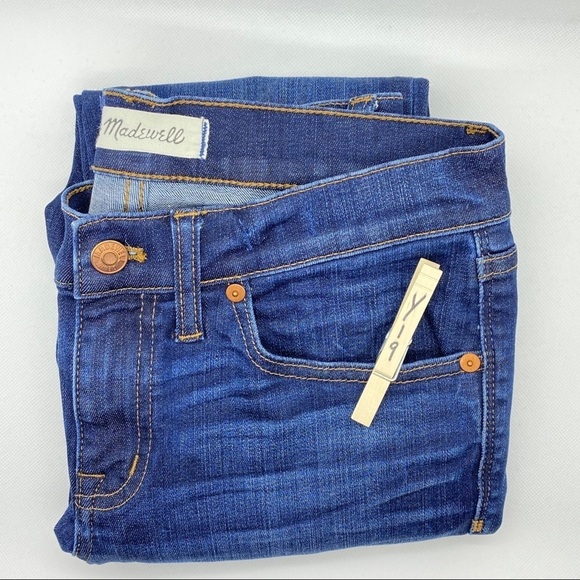 Madewell 8” Skinny Jeans in Ames Wash - Picture 9 of 9